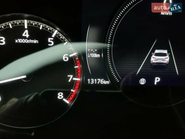 Зелений Мазда CX-50, об'ємом двигуна 2.49 л та пробігом 13 тис. км за 35000 $, фото 3 на Automoto.ua