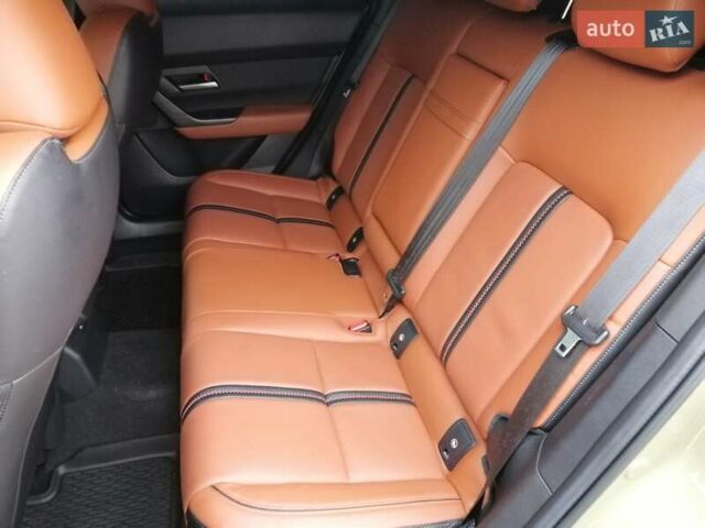 Зелений Мазда CX-50, об'ємом двигуна 2.49 л та пробігом 13 тис. км за 35000 $, фото 5 на Automoto.ua