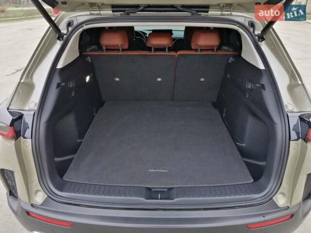 Зелений Мазда CX-50, об'ємом двигуна 2.49 л та пробігом 13 тис. км за 35000 $, фото 8 на Automoto.ua