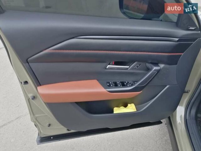 Зелений Мазда CX-50, об'ємом двигуна 2.49 л та пробігом 13 тис. км за 35000 $, фото 20 на Automoto.ua