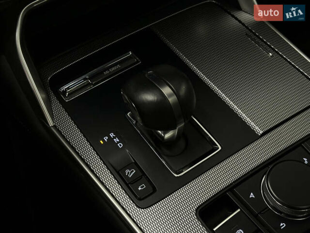 Белый Мазда CX-60, объемом двигателя 2.5 л и пробегом 9 тыс. км за 39999 $, фото 42 на Automoto.ua