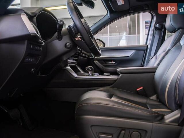 Бежевый Мазда CX-60, объемом двигателя 3.28 л и пробегом 17 тыс. км за 53982 $, фото 9 на Automoto.ua