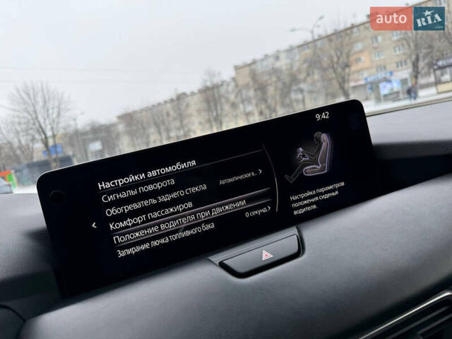 Черный Мазда CX-60, объемом двигателя 2.5 л и пробегом 10 тыс. км за 45000 $, фото 62 на Automoto.ua