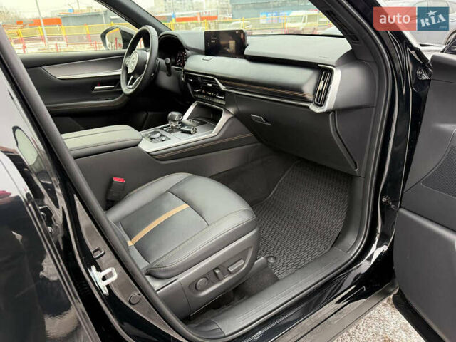 Черный Мазда CX-60, объемом двигателя 2.5 л и пробегом 10 тыс. км за 45000 $, фото 35 на Automoto.ua