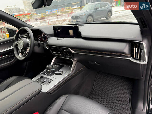 Черный Мазда CX-60, объемом двигателя 2.5 л и пробегом 10 тыс. км за 45000 $, фото 40 на Automoto.ua