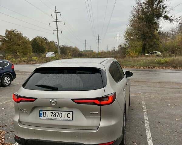Серый Мазда CX-60, объемом двигателя 2.49 л и пробегом 45 тыс. км за 39000 $, фото 6 на Automoto.ua