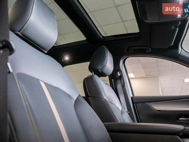 Серый Мазда CX-60, объемом двигателя 3.28 л и пробегом 30 тыс. км за 53943 $, фото 12 на Automoto.ua