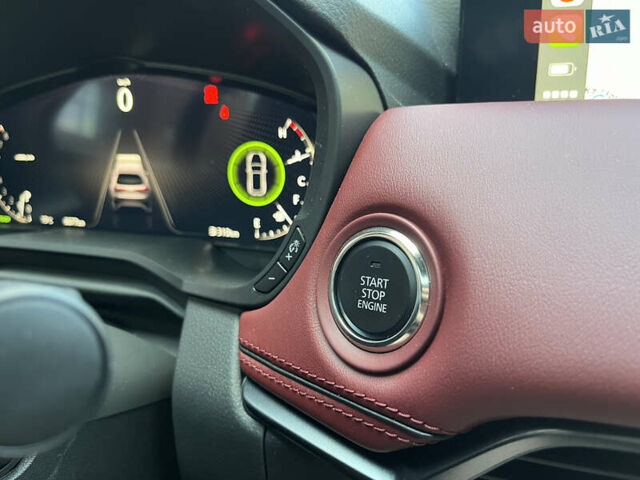 Белый Мазда CX-70, объемом двигателя 3.3 л и пробегом 7 тыс. км за 45000 $, фото 16 на Automoto.ua