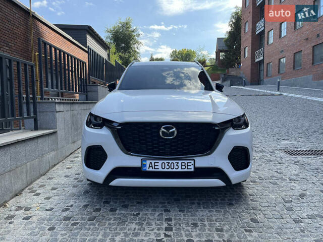 Белый Мазда CX-70, объемом двигателя 3.3 л и пробегом 7 тыс. км за 45000 $, фото 1 на Automoto.ua