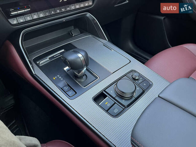 Белый Мазда CX-70, объемом двигателя 3.3 л и пробегом 7 тыс. км за 45000 $, фото 18 на Automoto.ua