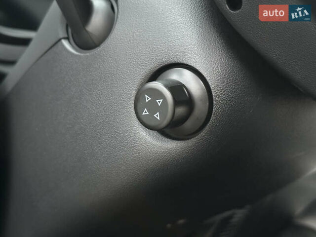 Чорний Мазда CX-70, об'ємом двигуна 3.28 л та пробігом 19 тис. км за 46500 $, фото 79 на Automoto.ua