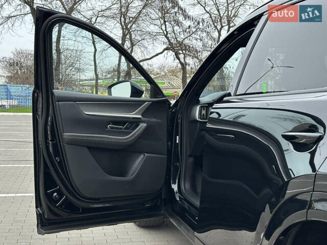 Чорний Мазда CX-70, об'ємом двигуна 3.28 л та пробігом 19 тис. км за 46500 $, фото 65 на Automoto.ua