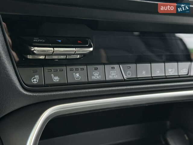 Чорний Мазда CX-70, об'ємом двигуна 3.28 л та пробігом 19 тис. км за 46500 $, фото 85 на Automoto.ua