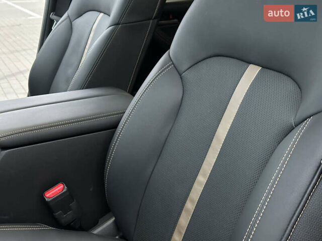 Чорний Мазда CX-70, об'ємом двигуна 3.28 л та пробігом 19 тис. км за 46500 $, фото 74 на Automoto.ua