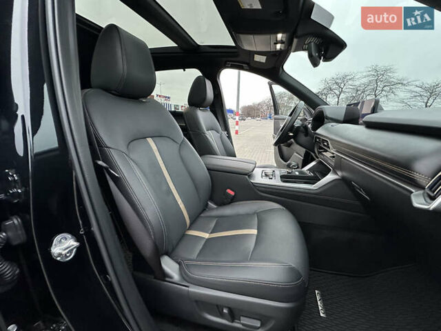 Чорний Мазда CX-70, об'ємом двигуна 3.28 л та пробігом 19 тис. км за 46500 $, фото 57 на Automoto.ua