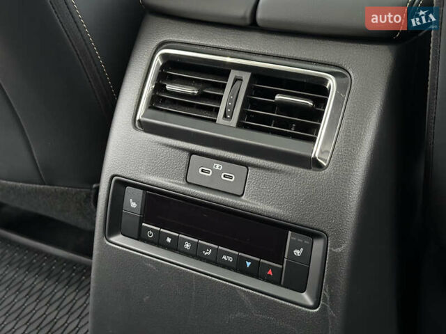 Чорний Мазда CX-70, об'ємом двигуна 3.28 л та пробігом 19 тис. км за 46500 $, фото 51 на Automoto.ua