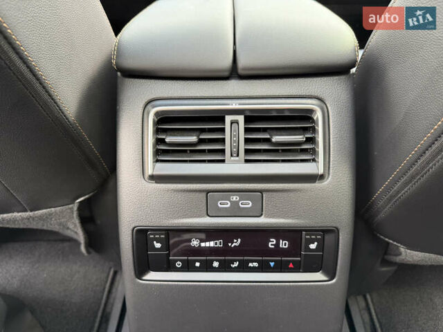 Красный Мазда CX-70, объемом двигателя 0 л и пробегом 3 тыс. км за 37000 $, фото 22 на Automoto.ua