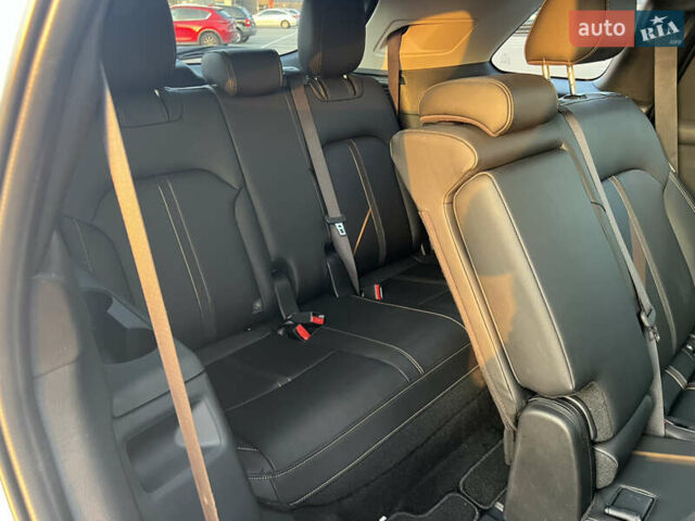 Белый Мазда CX-90, объемом двигателя 3.28 л и пробегом 7 тыс. км за 33400 $, фото 26 на Automoto.ua