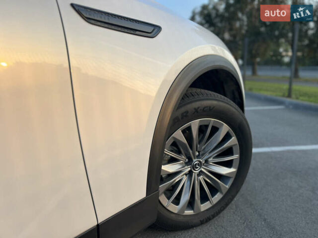 Белый Мазда CX-90, объемом двигателя 3.28 л и пробегом 7 тыс. км за 33400 $, фото 7 на Automoto.ua