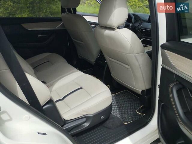 Білий Мазда CX-90, об'ємом двигуна 3.28 л та пробігом 14 тис. км за 41000 $, фото 5 на Automoto.ua