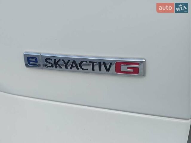 Белый Мазда CX-90, объемом двигателя 3.28 л и пробегом 16 тыс. км за 45500 $, фото 8 на Automoto.ua