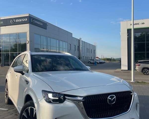 Белый Мазда CX-90, объемом двигателя 3.28 л и пробегом 37 тыс. км за 36999 $, фото 3 на Automoto.ua