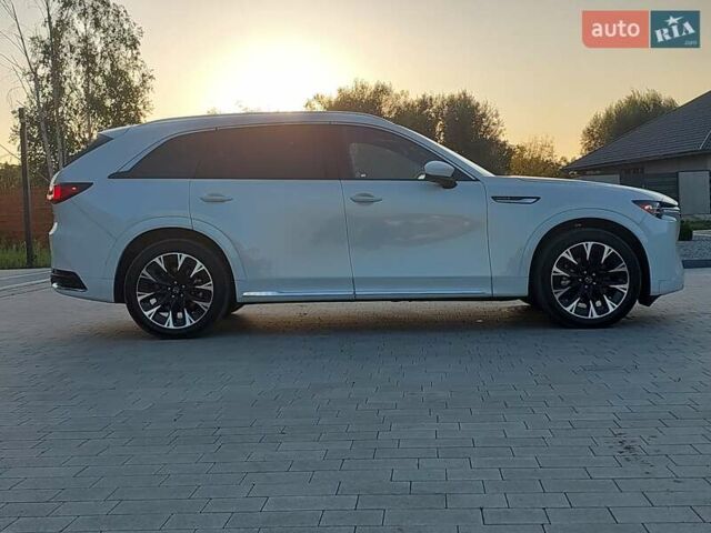 Белый Мазда CX-90, объемом двигателя 3.28 л и пробегом 16 тыс. км за 45500 $, фото 26 на Automoto.ua