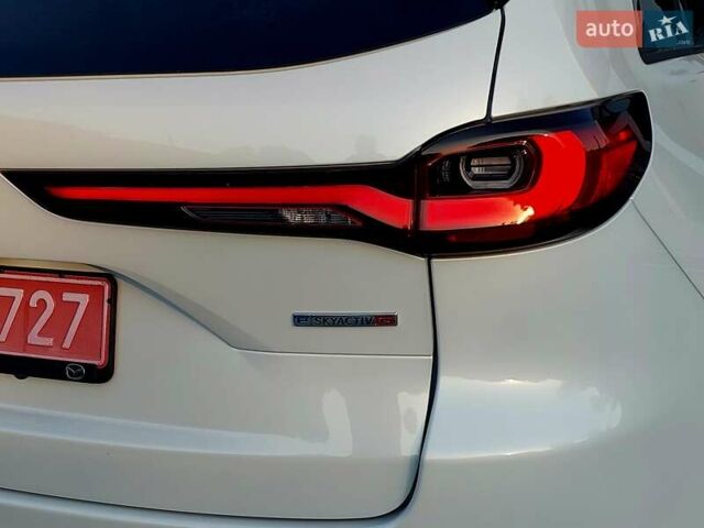 Белый Мазда CX-90, объемом двигателя 3.28 л и пробегом 16 тыс. км за 45500 $, фото 9 на Automoto.ua