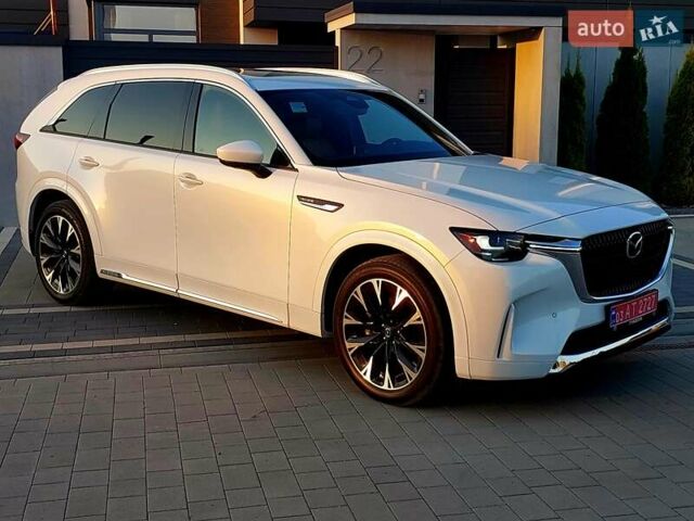 Белый Мазда CX-90, объемом двигателя 3.28 л и пробегом 16 тыс. км за 45500 $, фото 10 на Automoto.ua