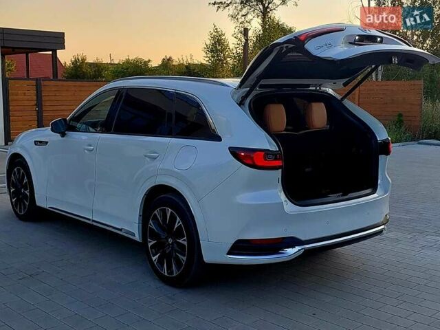 Белый Мазда CX-90, объемом двигателя 3.28 л и пробегом 16 тыс. км за 45500 $, фото 48 на Automoto.ua