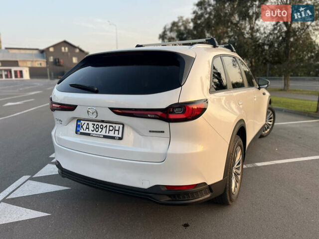 Белый Мазда CX-90, объемом двигателя 3.28 л и пробегом 7 тыс. км за 33400 $, фото 4 на Automoto.ua