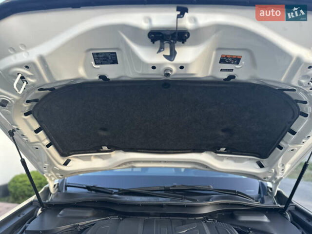 Белый Мазда CX-90, объемом двигателя 3.28 л и пробегом 13 тыс. км за 40000 $, фото 37 на Automoto.ua