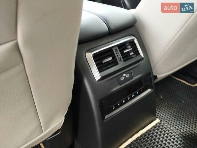 Білий Мазда CX-90, об'ємом двигуна 3.28 л та пробігом 14 тис. км за 41000 $, фото 10 на Automoto.ua