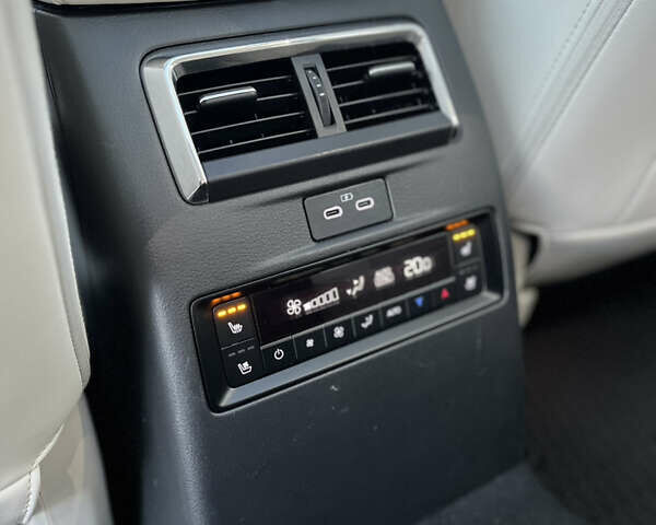 Білий Мазда CX-90, об'ємом двигуна 3.28 л та пробігом 51 тис. км за 42500 $, фото 23 на Automoto.ua