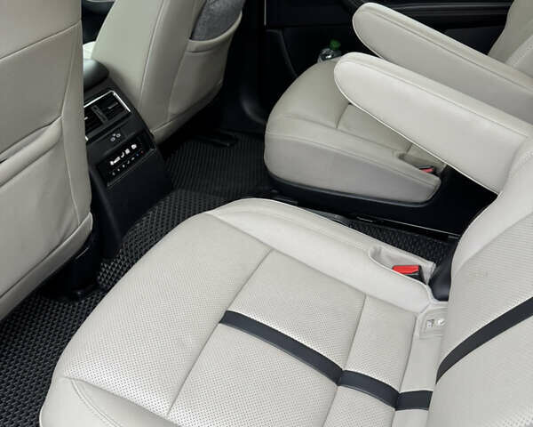 Белый Мазда CX-90, объемом двигателя 3.28 л и пробегом 61 тыс. км за 38000 $, фото 9 на Automoto.ua