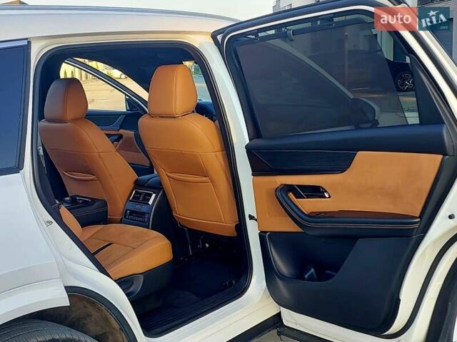 Белый Мазда CX-90, объемом двигателя 3.28 л и пробегом 16 тыс. км за 45500 $, фото 16 на Automoto.ua