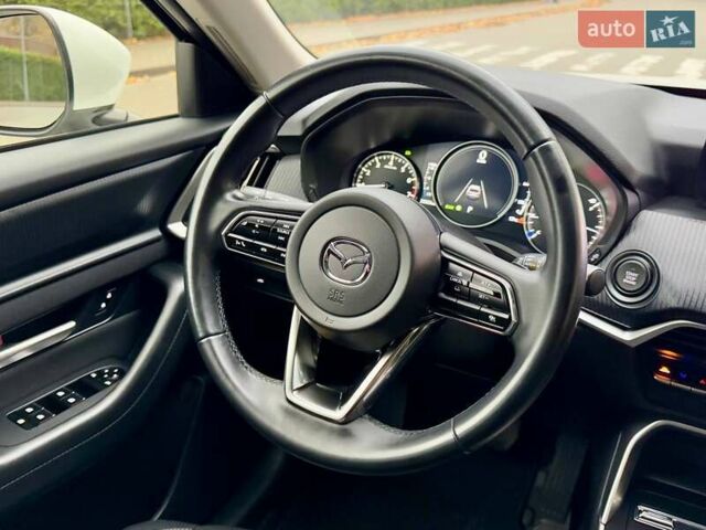 Белый Мазда CX-90, объемом двигателя 3.3 л и пробегом 33 тыс. км за 36000 $, фото 50 на Automoto.ua