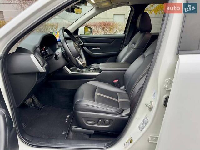 Белый Мазда CX-90, объемом двигателя 3.3 л и пробегом 33 тыс. км за 36000 $, фото 36 на Automoto.ua