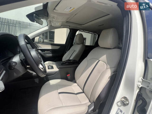 Білий Мазда CX-90, об'ємом двигуна 0 л та пробігом 1 тис. км за 35000 $, фото 29 на Automoto.ua