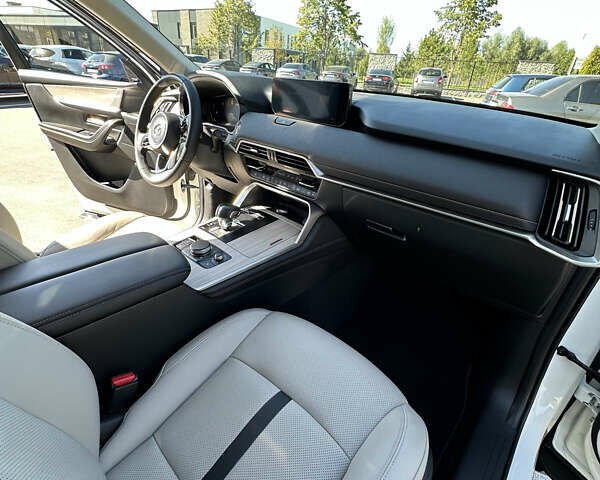 Білий Мазда CX-90, об'ємом двигуна 2.49 л та пробігом 25 тис. км за 43000 $, фото 14 на Automoto.ua