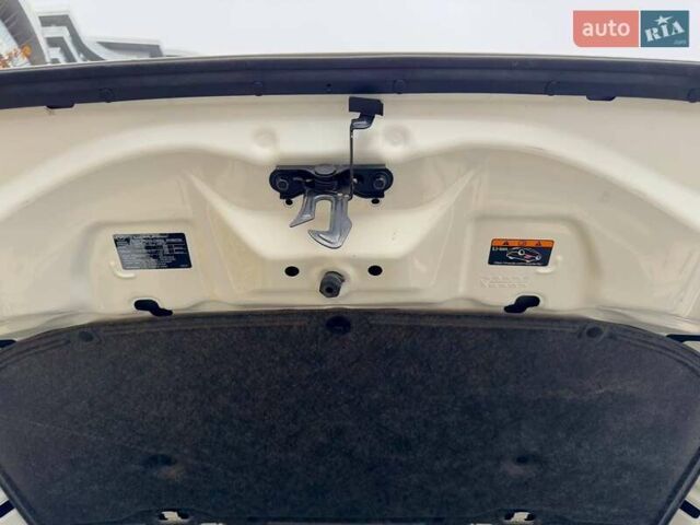 Белый Мазда CX-90, объемом двигателя 3.3 л и пробегом 33 тыс. км за 36000 $, фото 21 на Automoto.ua