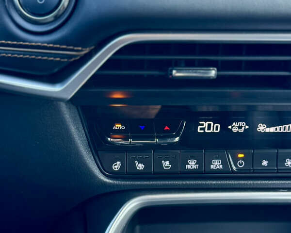 Белый Мазда CX-90, объемом двигателя 2.49 л и пробегом 17 тыс. км за 39850 $, фото 42 на Automoto.ua