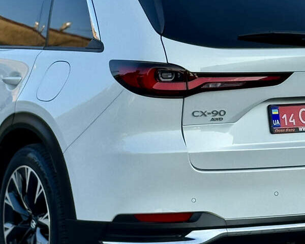 Белый Мазда CX-90, объемом двигателя 2.49 л и пробегом 17 тыс. км за 39850 $, фото 25 на Automoto.ua