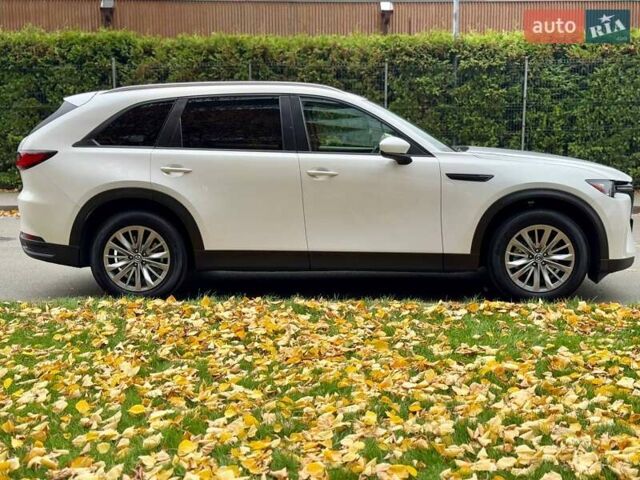 Белый Мазда CX-90, объемом двигателя 3.3 л и пробегом 33 тыс. км за 36000 $, фото 10 на Automoto.ua