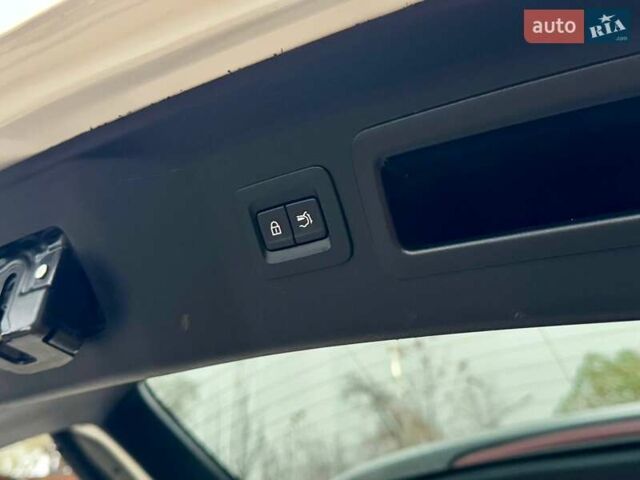 Белый Мазда CX-90, объемом двигателя 3.3 л и пробегом 33 тыс. км за 36000 $, фото 59 на Automoto.ua