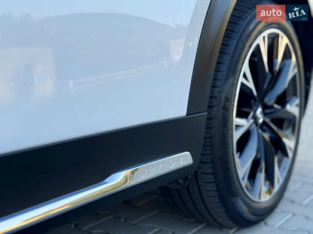 Белый Мазда CX-90, объемом двигателя 2.49 л и пробегом 17 тыс. км за 39850 $, фото 89 на Automoto.ua