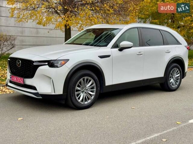 Белый Мазда CX-90, объемом двигателя 3.3 л и пробегом 33 тыс. км за 36000 $, фото 4 на Automoto.ua