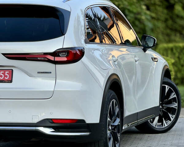 Белый Мазда CX-90, объемом двигателя 2.49 л и пробегом 17 тыс. км за 39850 $, фото 15 на Automoto.ua