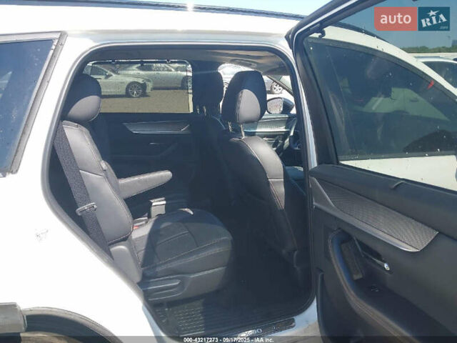 Мазда CX-90 2024 у Києві на Automoto.ua Білий Мазда CX-90, об'ємом двигуна 3.3 л та пробігом 33 тис. км за 13800 $, фото 8 на Automoto.ua