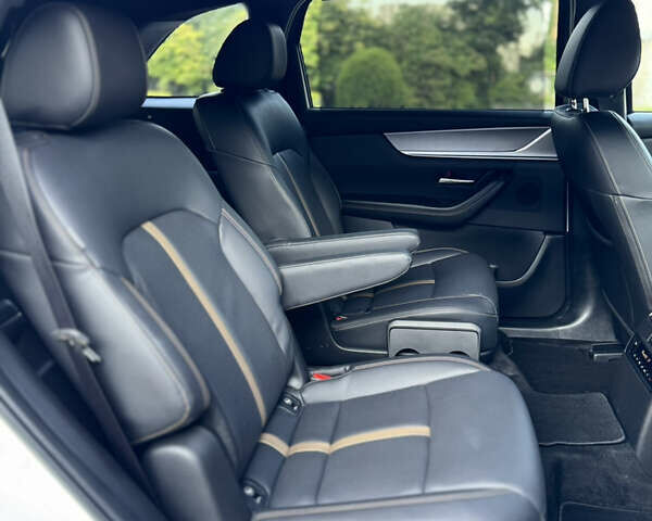 Белый Мазда CX-90, объемом двигателя 2.49 л и пробегом 17 тыс. км за 39850 $, фото 77 на Automoto.ua